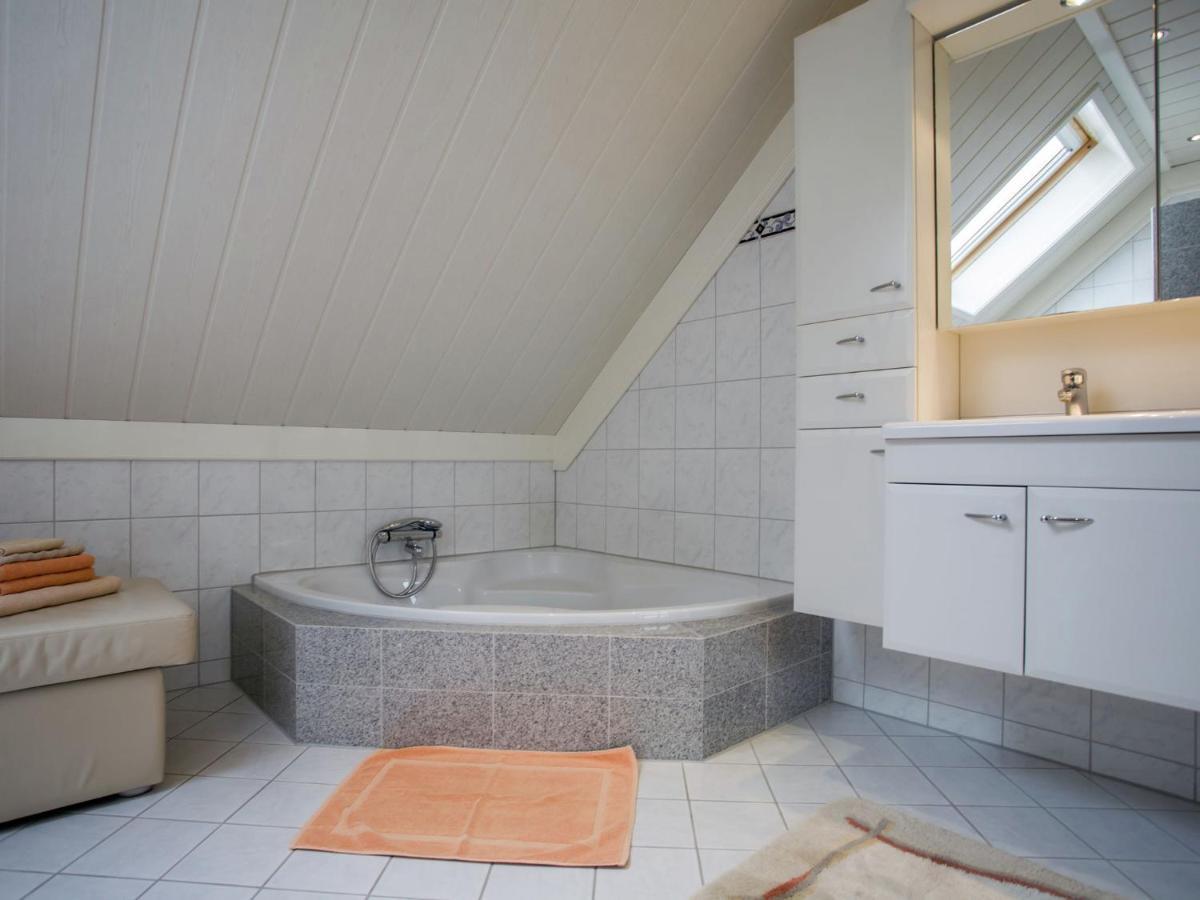 Boutique Apartment In Ritthem With Terrace ภายนอก รูปภาพ